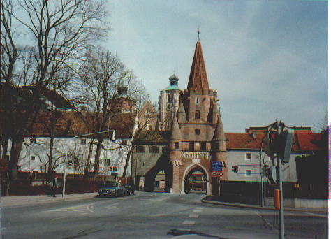 Ingstadt.jpg (34007 bytes)